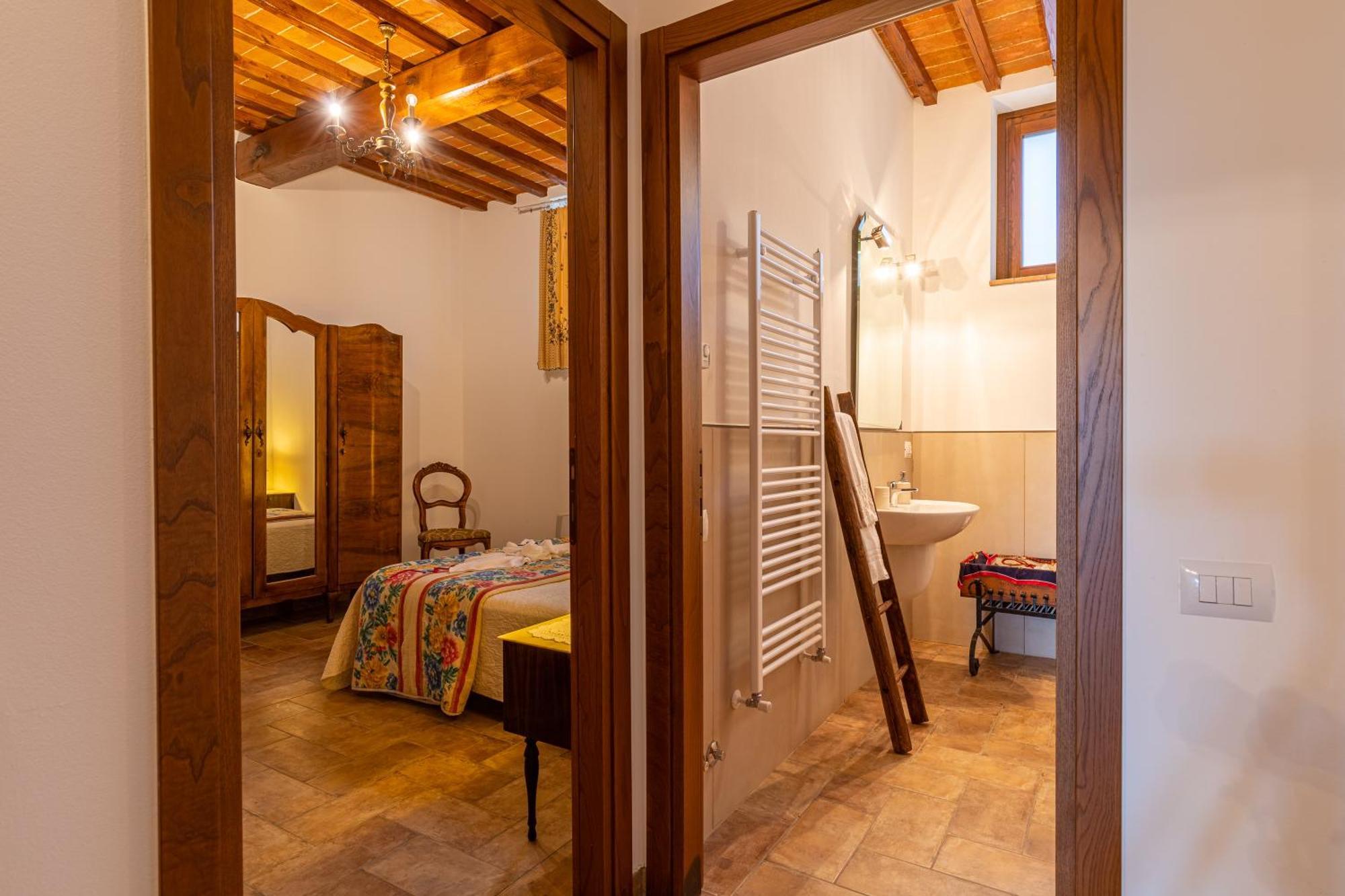 Agriturismo Il Casato - Il Torchio 피엔자 외부 사진