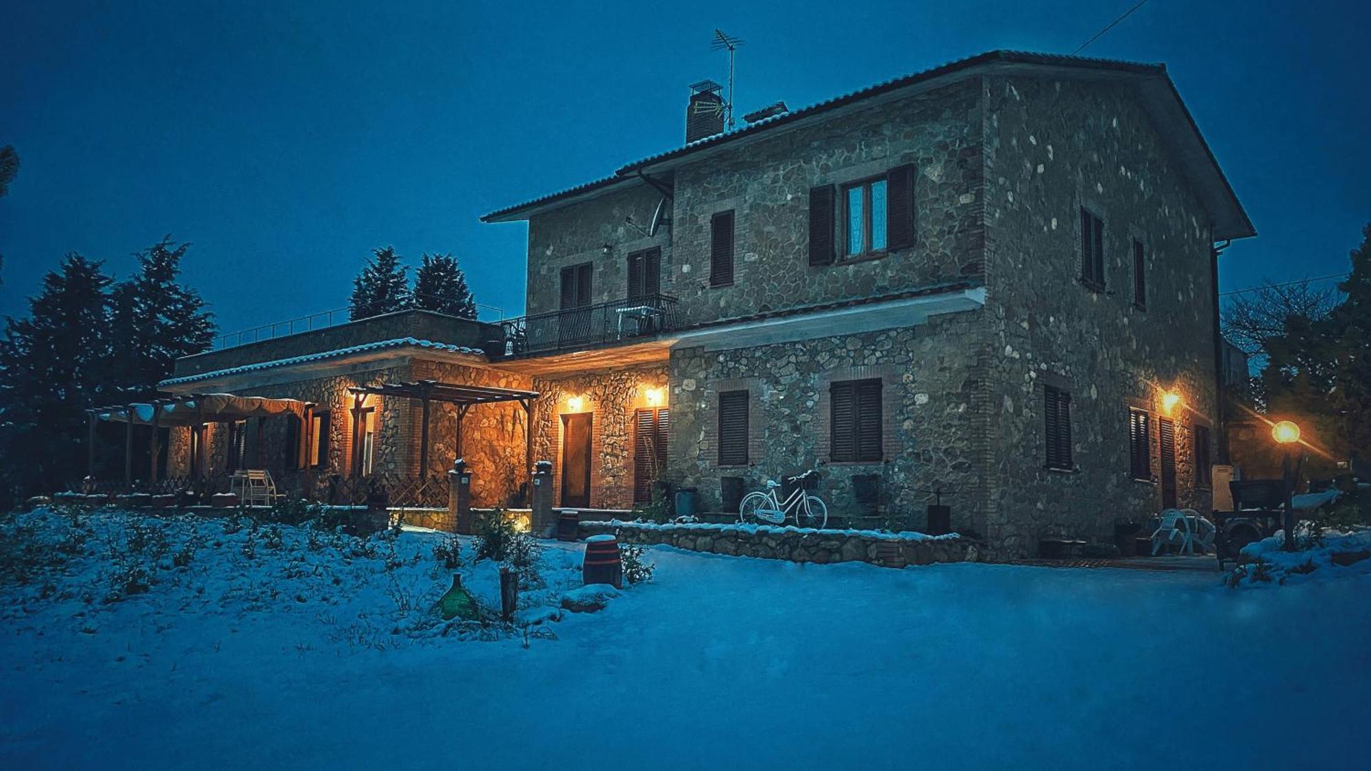 Agriturismo Il Casato - Il Torchio 피엔자 외부 사진