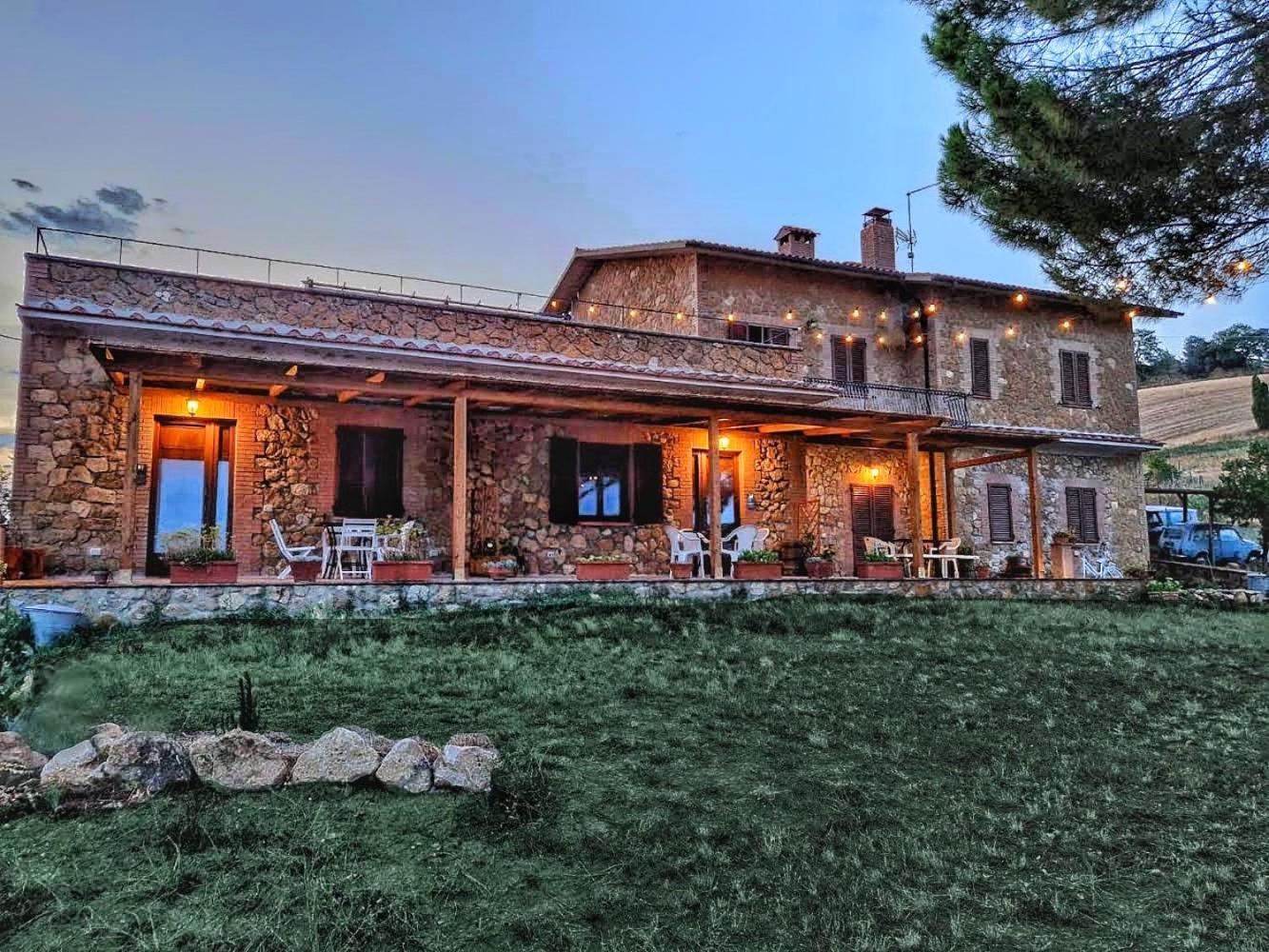 Agriturismo Il Casato - Il Torchio 피엔자 외부 사진